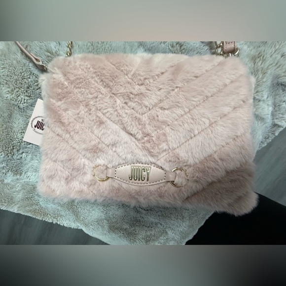NEW Juicy Couture Blush Quilted Crossbody Bag - Picture 11 of 12